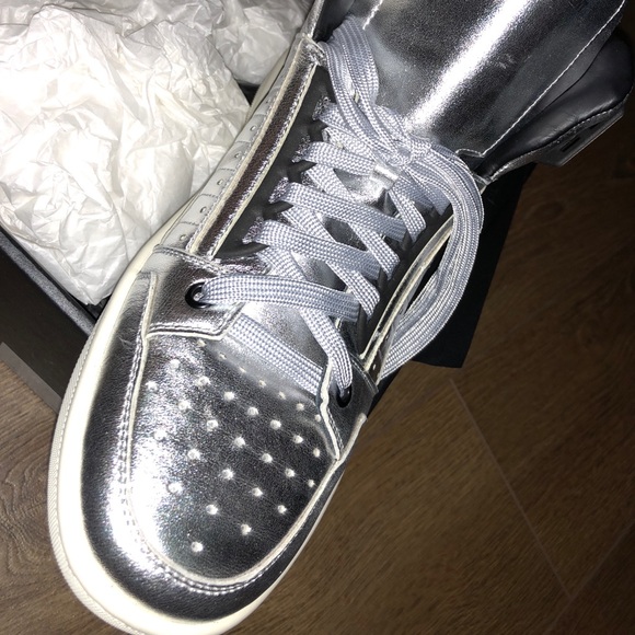 Saint Laurent Sneakers - Picture 2 of 4